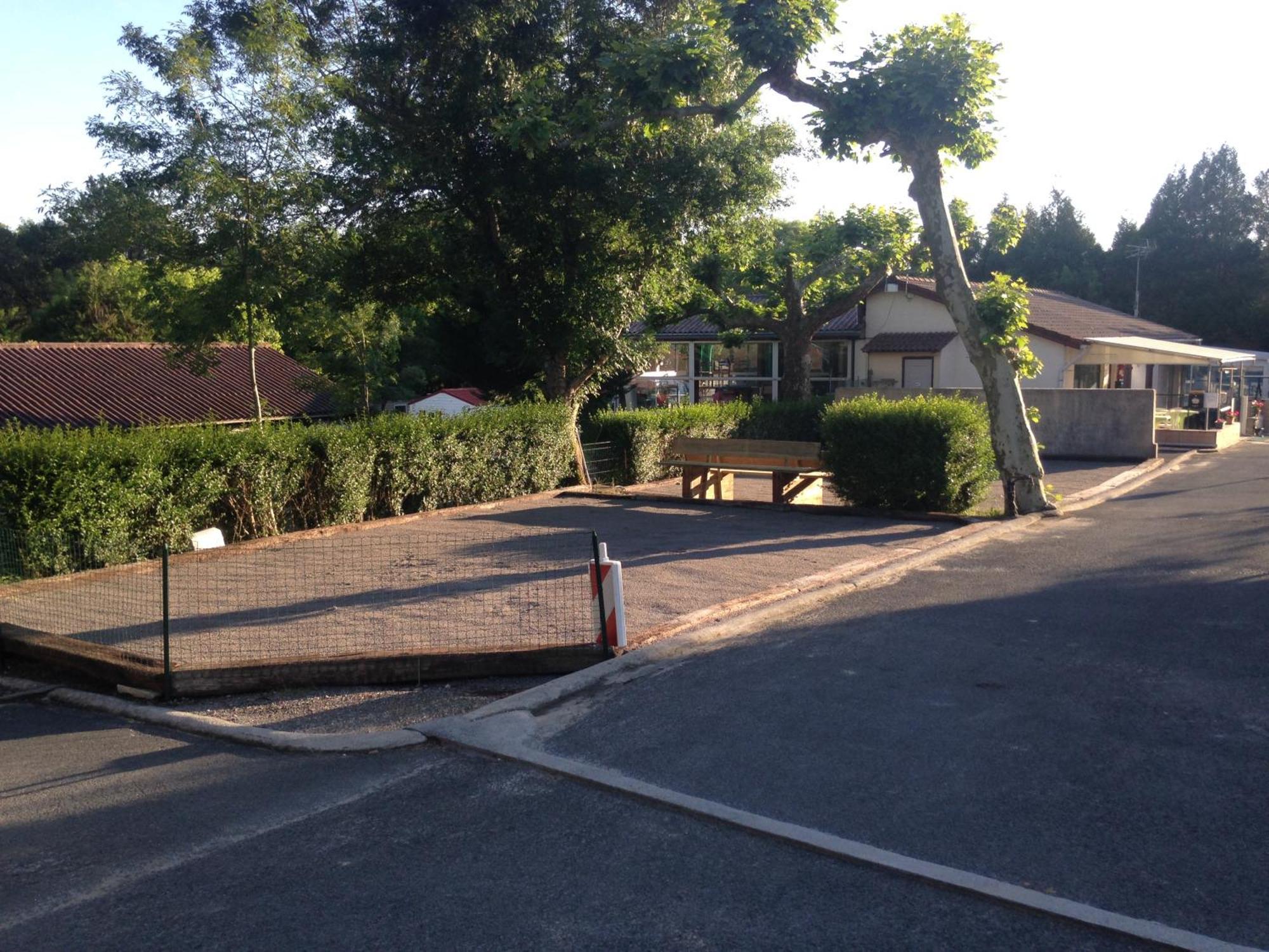 Camping Le Ruisseau Saint-André-de-Seignaux Zewnętrze zdjęcie