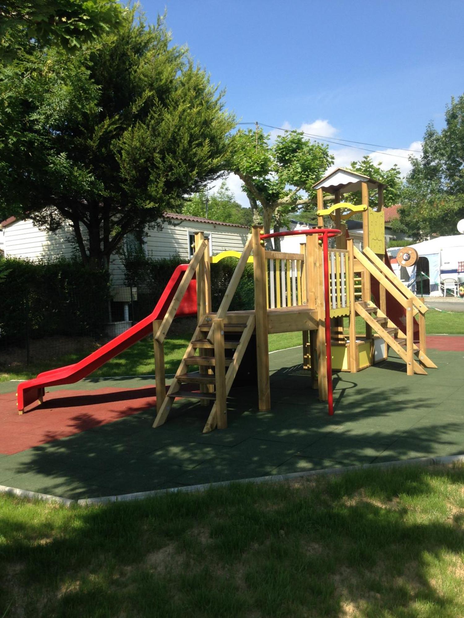 Camping Le Ruisseau Saint-André-de-Seignaux Zewnętrze zdjęcie