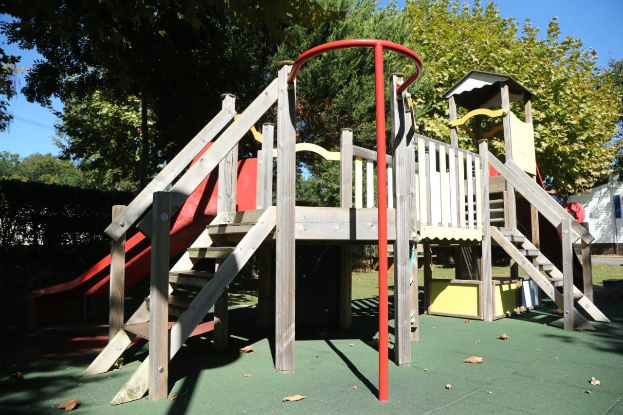 Camping Le Ruisseau Saint-André-de-Seignaux Zewnętrze zdjęcie