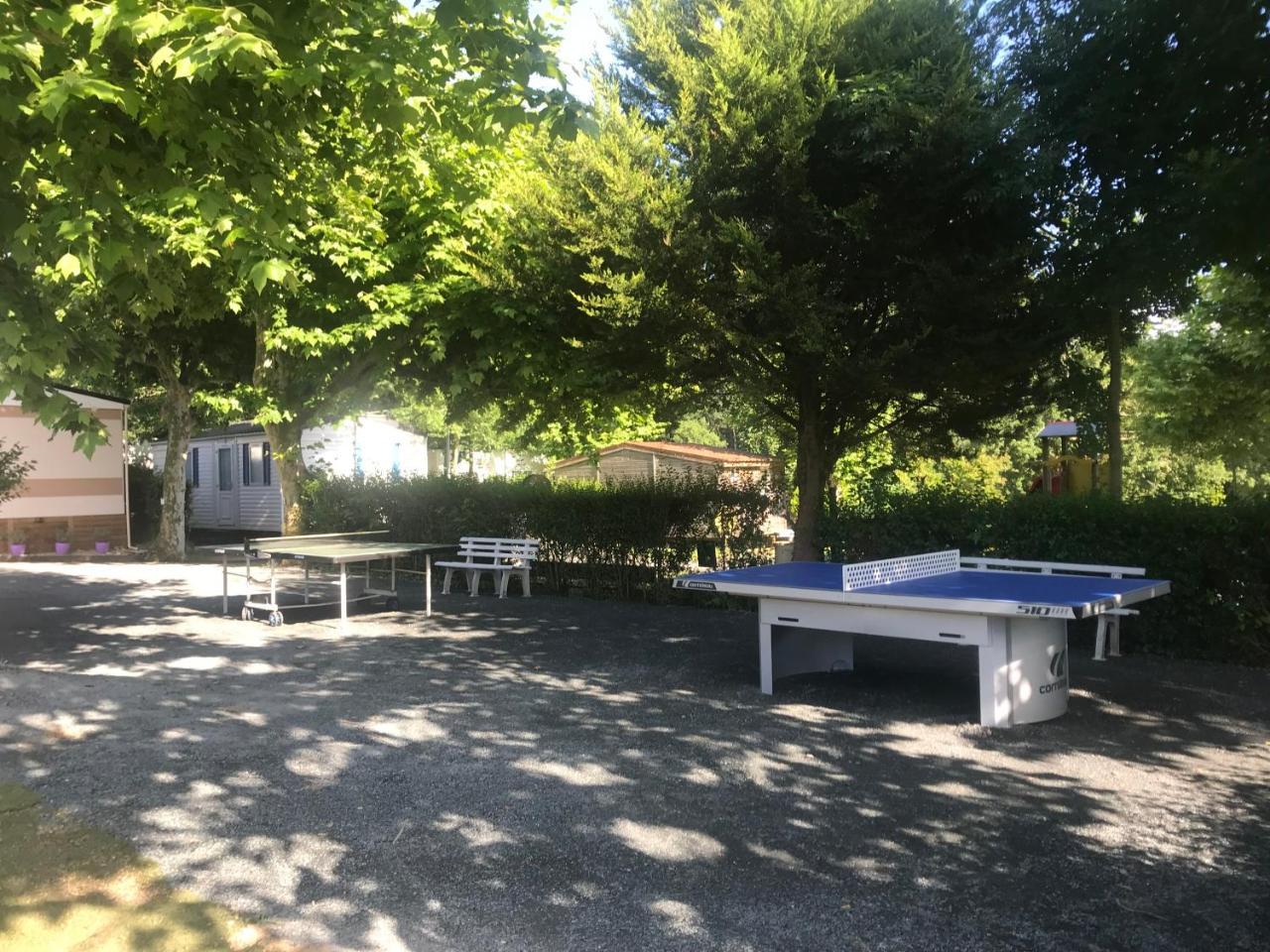 Camping Le Ruisseau Saint-André-de-Seignaux Zewnętrze zdjęcie